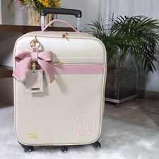 Tendência Mala Maternidade Bege com Laço